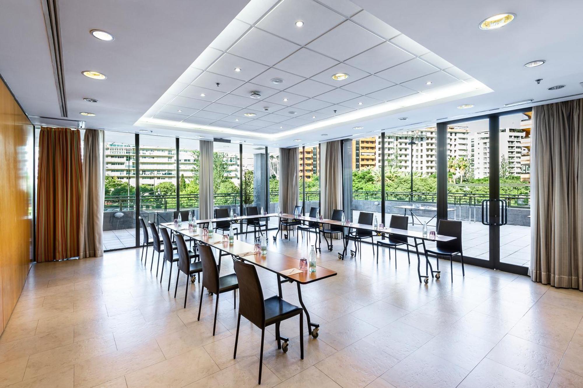 Hotel Valencia Oceanic Affiliated by Meliá Esterno foto