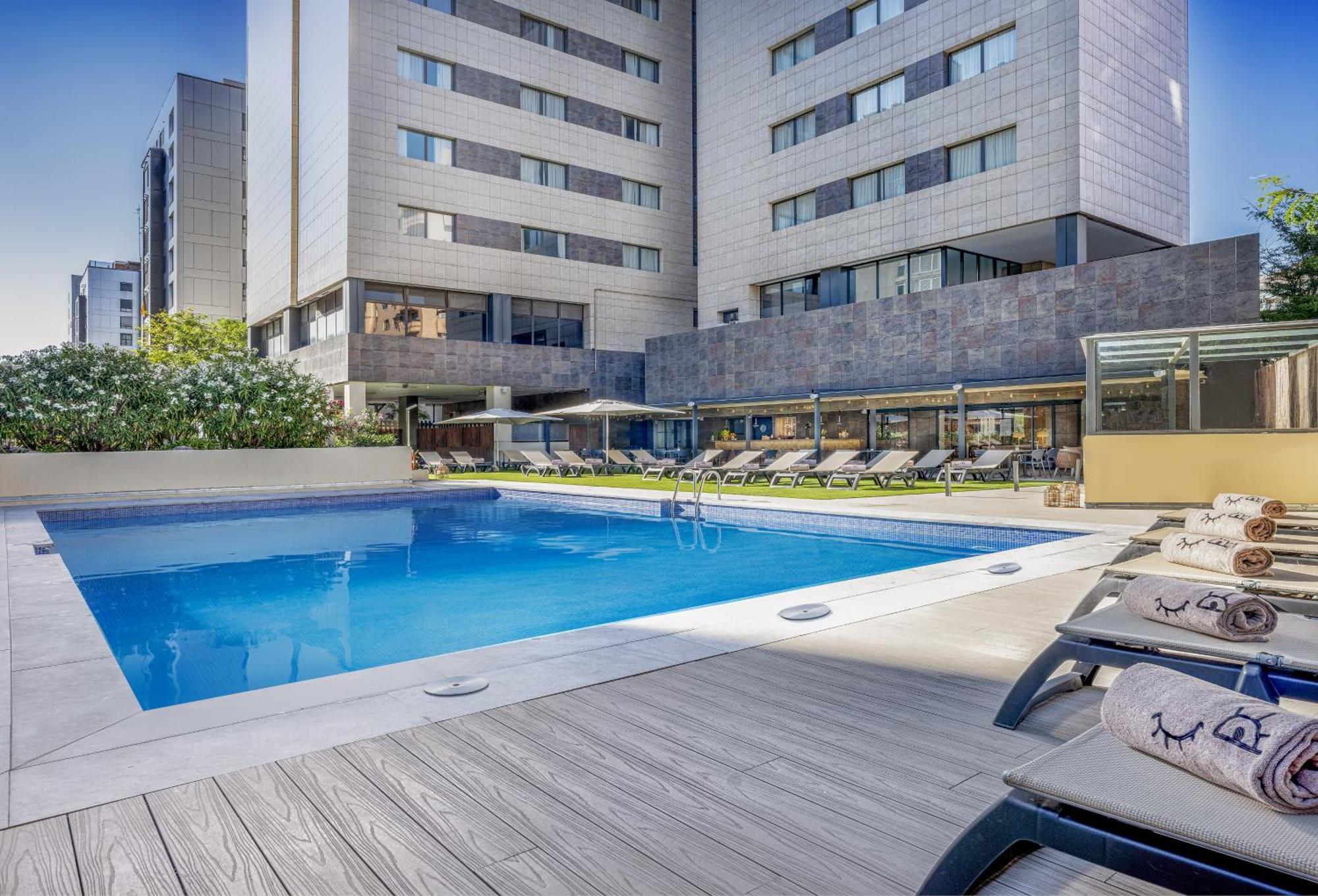 Hotel Valencia Oceanic Affiliated by Meliá Esterno foto